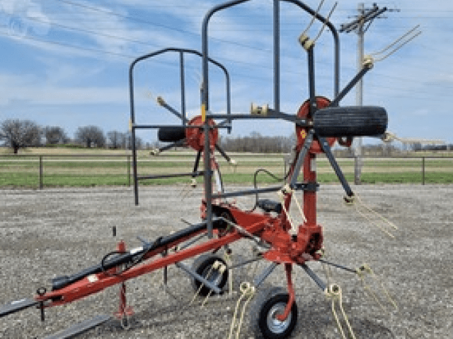 New 2024 Rhino PT405H 17ft Hydraulic Fold Tedder