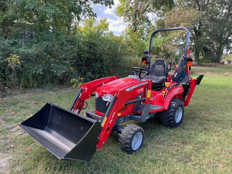 New Massey Ferguson GC 1725MB Tractor/Loader/Backhoe