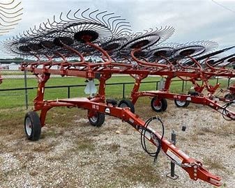 New Rhino VR 10 Hay Rake